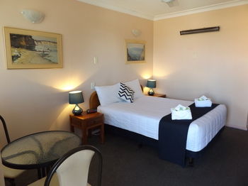 Civic Motel - Accommodation Directory 21