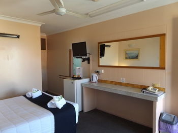 Civic Motel - Accommodation Directory 23