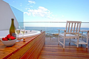 Ocean Front At The Entrance - Accommodation Directory 1