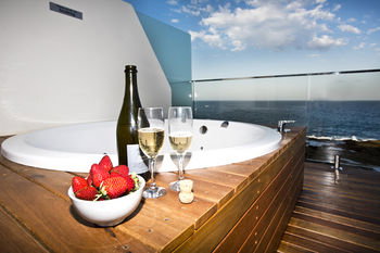 Ocean Front At The Entrance - Accommodation Directory 2