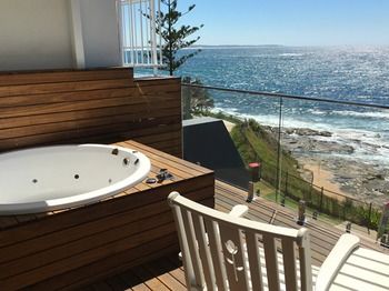Ocean Front At The Entrance - Accommodation Directory 40
