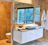 Deja Vu Estate - Accommodation Directory