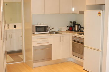 Darling Harbour Apartment - Accommodation Directory 2