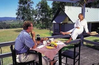 Vineyard Hill - Accommodation Directory 3