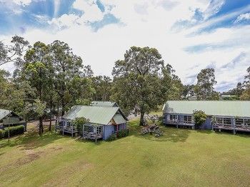 Vineyard Hill - Accommodation Directory 10
