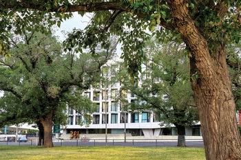 381 Cremorne - Accommodation Directory 15