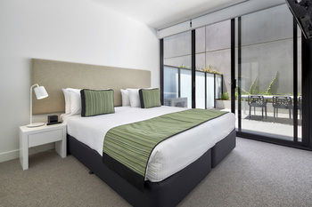 381 Cremorne - Accommodation Directory 26