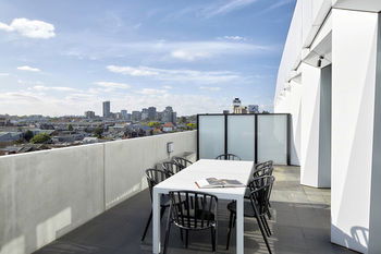 381 Cremorne - Accommodation Directory 48