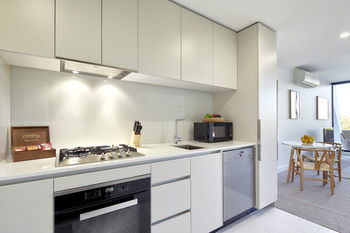 381 Cremorne - Accommodation Directory 53