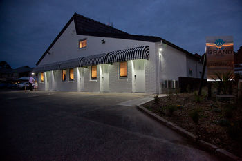 Grand Hotel Wyong - Accommodation Directory 10