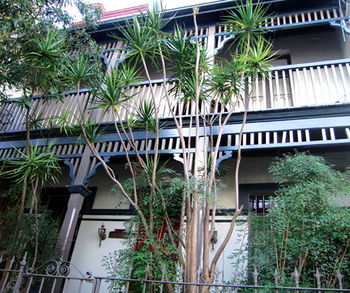 Billabong Gardens - Hostel - Accommodation Directory 3