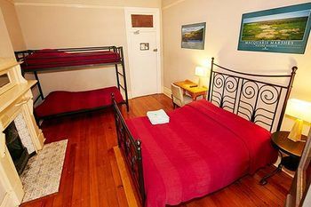 Billabong Gardens - Hostel - Accommodation Directory 5