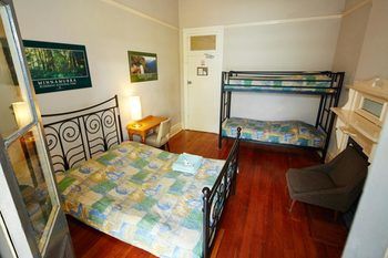 Billabong Gardens - Hostel - Accommodation Directory 10