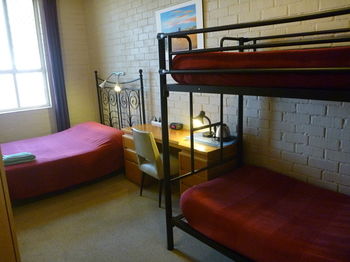 Billabong Gardens - Hostel - Accommodation Directory 23