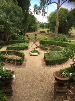 The Regents Park - Accommodation Directory 53