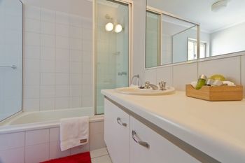 The Noosa Sound Holiday Collection - Accommodation Directory 1