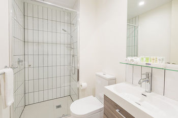 City Edge Box Hill - Accommodation Directory 12