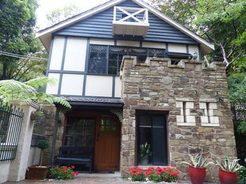 Aquila Nova Retreat - Accommodation Directory 10