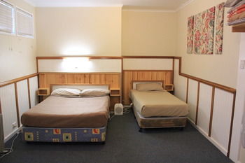 Tamworth Lodge Motel - Accommodation Directory 6