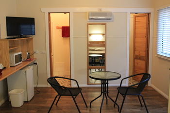 Tamworth Lodge Motel - Accommodation Directory 31