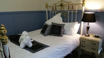 Coppers Hill Private Accommodation - Accommodation Directory 26