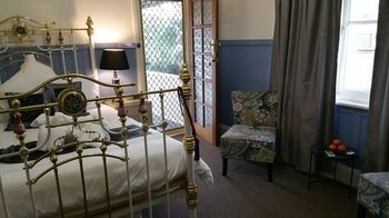 Coppers Hill Private Accommodation - Accommodation Directory 27