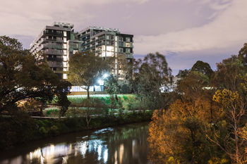 Playhouse Apartments - Accommodation Directory 16