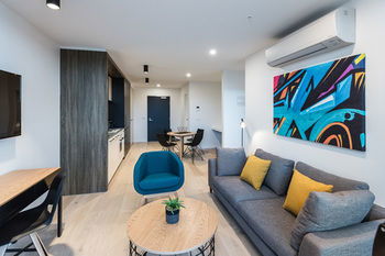 Playhouse Apartments - Accommodation Directory 22