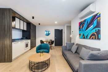 Playhouse Apartments - Accommodation Directory 23