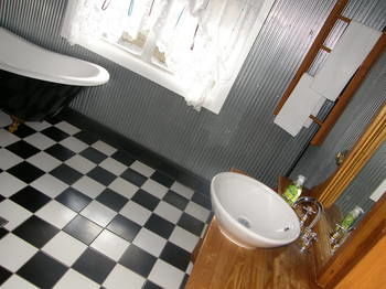 37 Queen Gloucester - Accommodation Directory 0