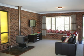 Shady Trees Barrington Holiday House - Accommodation Directory 2