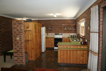 Shady Trees Barrington Holiday House - Accommodation Directory 3