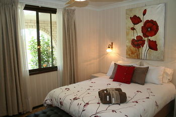 Serendipity On Barrington - Accommodation Directory 2