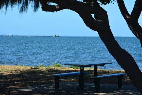 Beach House Redcliffe - Accommodation Directory 4
