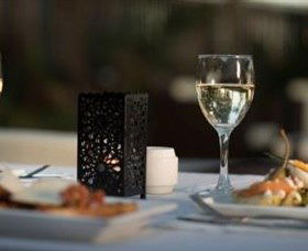 Waterloo Bay Hotel - Accommodation Directory 2