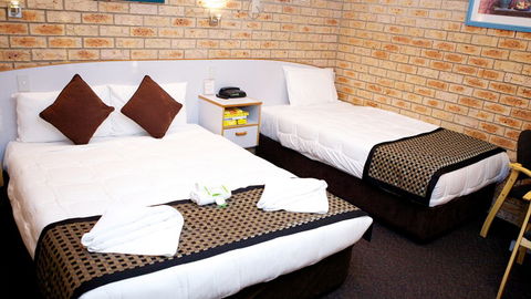 BEST WESTERN Kennedy Drive Motel - Accommodation Directory 9
