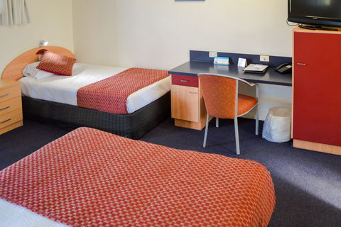 BEST WESTERN Boulevard Lodge - Accommodation Directory 12