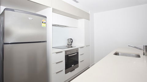 BEST WESTERN Islington Apartments - Accommodation Directory 0