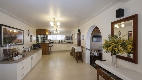 BEST WESTERN Applegum Inn - Accommodation Directory 0