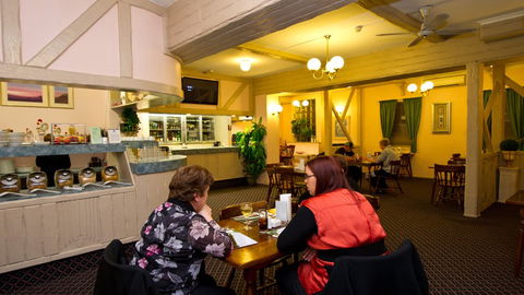 BEST WESTERN Balmoral Motor Inn - Accommodation Directory 3