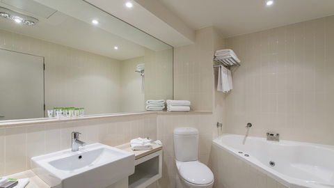 BEST WESTERN PLUS Launceston - Accommodation Directory 1