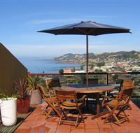 High On Penguin - Accommodation Directory