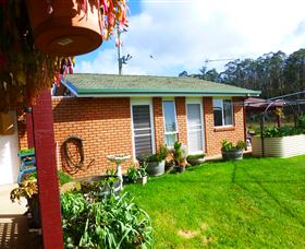 Quamby Pines Chalet B & B - Accommodation Directory 0