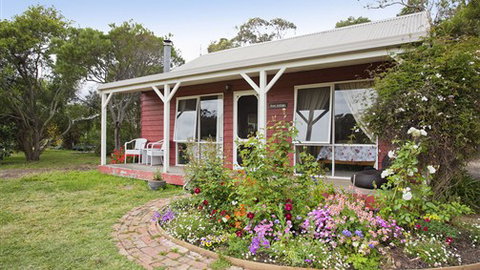 Freshwater Creek Cottages - Accommodation Directory 0