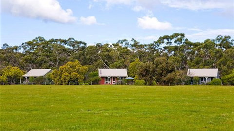 Freshwater Creek Cottages - Accommodation Directory 1