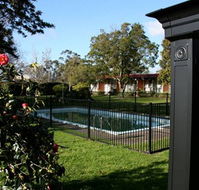 Captains Lodge International - Accommodation Directory