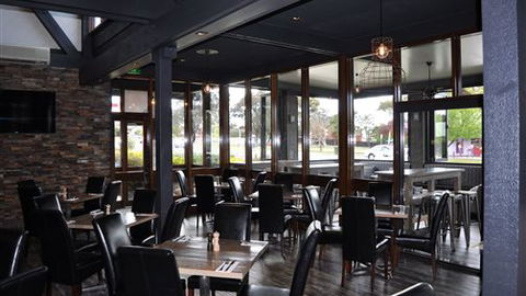Brougham Arms Hotel - Accommodation Directory 2