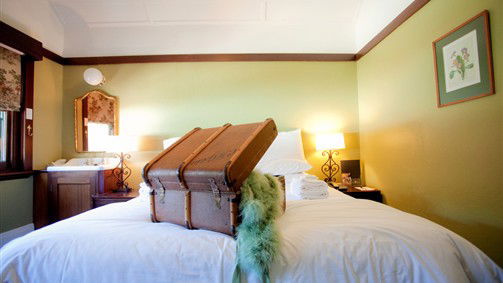  Accommodation Directory