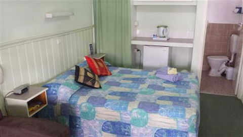 Paddle Steamer Motel - Accommodation Directory 1