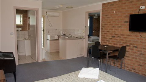 Bullanginya Lodge - Accommodation Directory 0